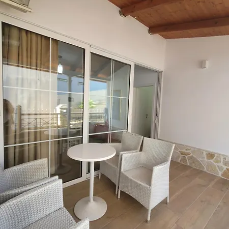 아파트 Veranda Sarandë